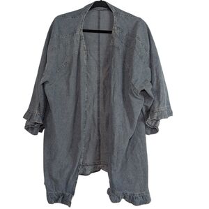 Plus Size Women's Gray Denim Jacket